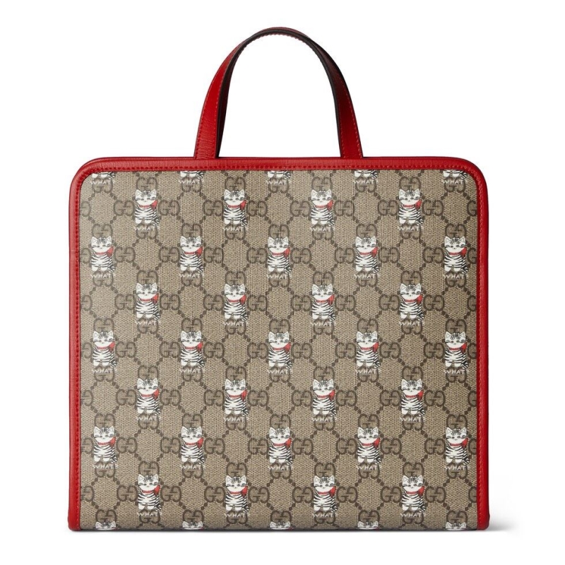 G*u*i shopping bags